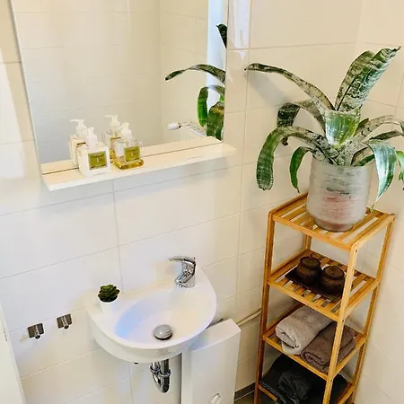 Gastehaus An Der Uniklinik, Exklusives 3 Mit Kuche Und Badezimmer
